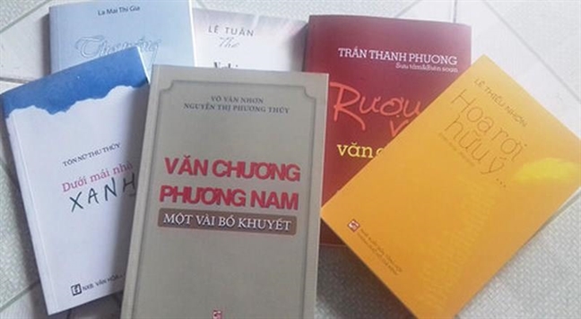Hội Nhà văn TP.HCM nhận sai, mong khép lại ồn ào về giải thưởng Hoi Nha van TP.HCM nhan sai, mong khep lai on ao ve giai thuong