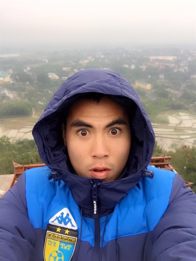 Soi trang phục đời thường chuẩn 'soái ca' của các cầu thủ U23 Việt Nam Soi trang phuc doi thuong chuan 'soai ca' cua cac cau thu U23 Viet Nam