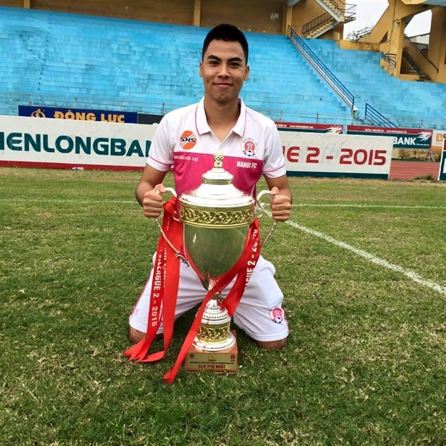 Soi trang phục đời thường chuẩn 'soái ca' của các cầu thủ U23 Việt Nam Soi trang phuc doi thuong chuan 'soai ca' cua cac cau thu U23 Viet Nam