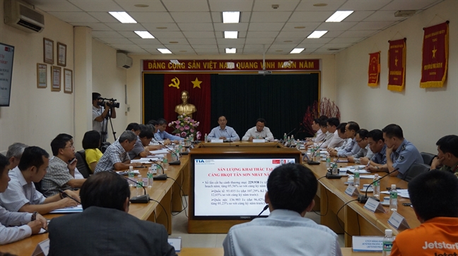 Lên phương án chống kẹt xe cửa ngõ Tân Sơn Nhất dịp Tết Nguyên đán 2018 Len phuong an chong ket xe cua ngo Tan Son Nhat dip Tet Nguyen dan 2018