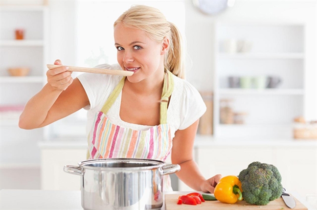 5 thói quen làm tăng cân chóng mặt phái đẹp thường mắc phải 5 thoi quen lam tang can chong mat phai dep thuong mac phai