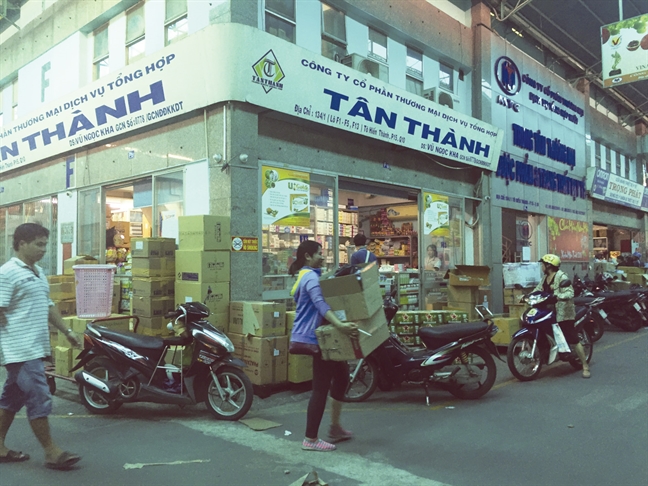 Nguy cơ lớn cho sức khỏe người dân từ chợ thuốc - Bài 2: Nhan nhản thuốc giả, không rõ nguồn gốc Nguy co lon cho suc khoe nguoi dan tu cho thuoc - Bai 2: Nhan nhan thuoc gia, khong ro nguon goc