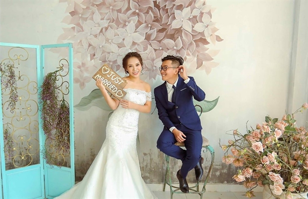 Bộ ảnh cưới cô dâu, chú rể đổi vai 'lầy' đến mức khó tin khiến cư dân mạng dậy sóng Bo anh cuoi co dau, chu re doi vai 'lay' den muc kho tin khien cu dan mang day song