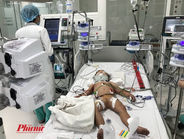 Người chồng nói gì khi vợ cho con gái uống thuốc diệt cỏ tự tử? Nguoi chong noi gi khi vo cho con gai uong thuoc diet co tu tu?