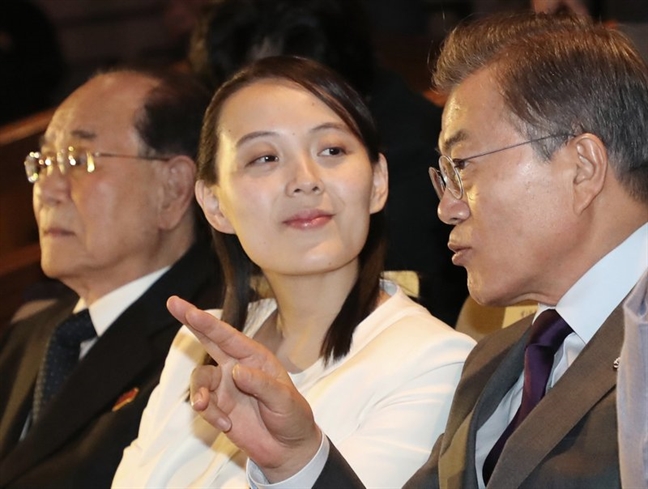 Em gái Kim Jong Un 'ghi điểm' khi đến Hàn Quốc Em gai Kim Jong Un 'ghi diem' khi den Han Quoc