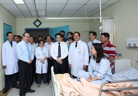 Ngày Thầy thuốc Việt Nam (27/2/1955 - 27/2/2018): Trăn trở lớn nhất của ngành y tế vẫn là giảm tải bệnh viện Ngay Thay thuoc Viet Nam (27/2/1955 - 27/2/2018): Tran tro lon nhat cua nganh y te van la giam tai benh vien
