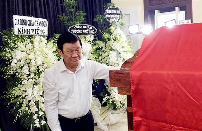 Nguyên Chủ tịch nước Trương Tấn Sang: Ông Sáu Khải có đóng góp đặc biệt về đổi mới kinh tế đất nước Nguyen Chu tich nuoc Truong Tan Sang: Ong Sau Khai co dong gop dac biet ve doi moi kinh te dat nuoc