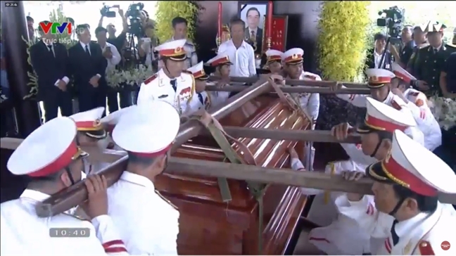 Cố Thủ tướng Phan Văn Khải về với đất mẹ Củ Chi Co Thu tuong Phan Van Khai ve voi dat me Cu Chi