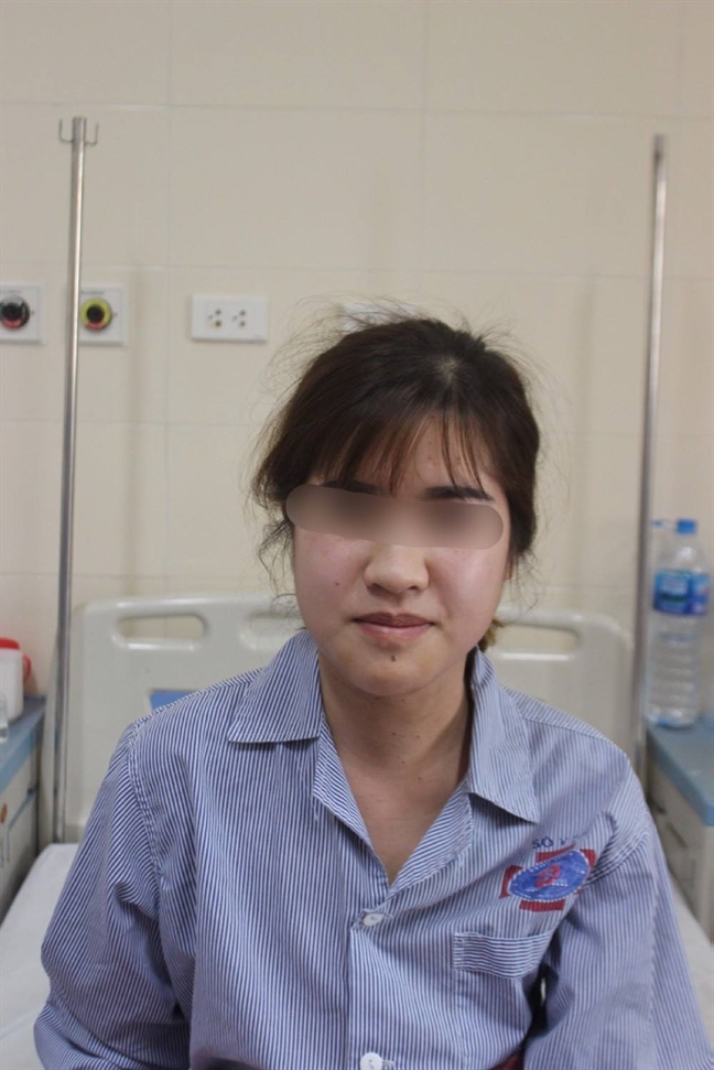 Lần đầu tiên Việt Nam phẫu thuật thành công u tuyến giáp qua đường miệng Lan dau tien Viet Nam phau thuat thanh cong u tuyen giap qua duong mieng