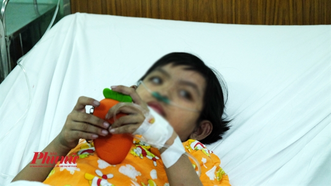 Vụ cháy chung cư Carina: hai bé sinh đôi thoát chết nhờ kỹ năng của người mẹ Vu chay chung cu Carina: hai be sinh doi thoat chet nho ky nang cua nguoi me
