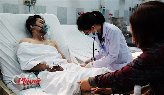 Người được cho là ca tử vong thứ 14 trong vụ cháy chung cư Carina vẫn còn sống Nguoi duoc cho la ca tu vong thu 14 trong vu chay chung cu Carina van con song