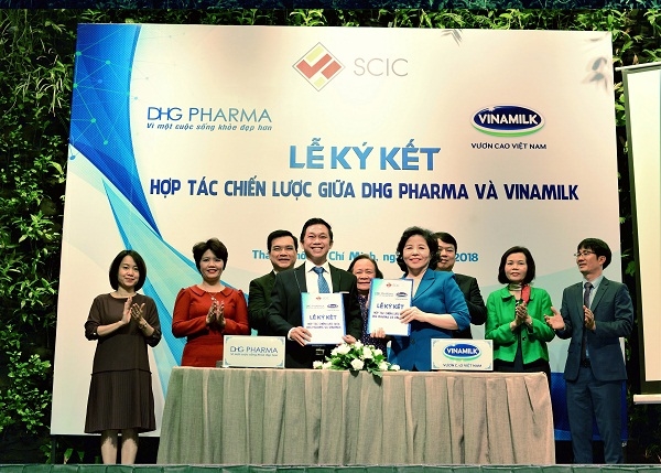 Vinamilk và Dược Hậu Giang hợp tác chiến lược để nghiên cứu phát triển sản phẩm Vinamilk va Duoc Hau Giang hop tac chien luoc de nghien cuu phat trien san pham