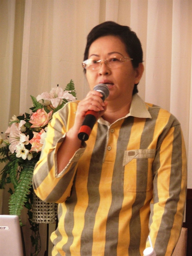 Nên dẹp bỏ Hội đồng nghệ thuật? Nen dep bo Hoi dong nghe thuat?