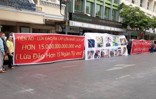 48% lãi suất/tháng, hoang đường thế mà tin giờ kêu ai cứu? 48% lai suat/thang, hoang duong the ma tin gio keu ai cuu?
