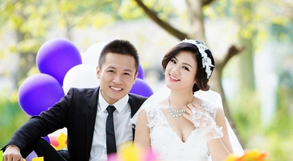 Dù nhiều chàng trai độc thân vây quanh, tôi chỉ say đắm chồng của bạn thân Du nhieu chang trai doc than vay quanh, toi chi say dam chong cua ban than