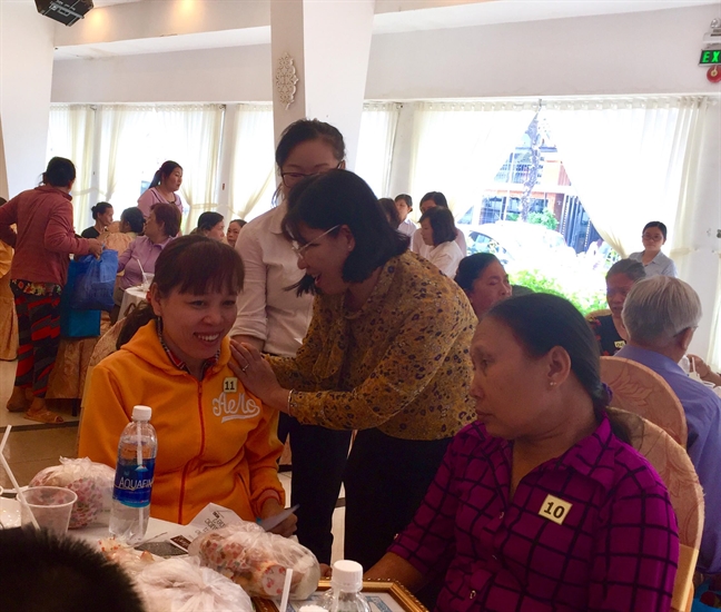 173 phụ nữ khuyết tật tham dự ngày hội 'Vẻ đẹp vầng trăng khuyết' 173 phu nu khuyet tat tham du ngay hoi 'Ve dep vang trang khuyet'