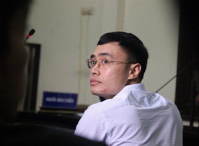Đề nghị mức án 3-4 năm tù cựu nhà báo Lê Duy Phong cưỡng đoạt tài sản De nghi muc an 3-4 nam tu cuu nha bao Le Duy Phong cuong doat tai san