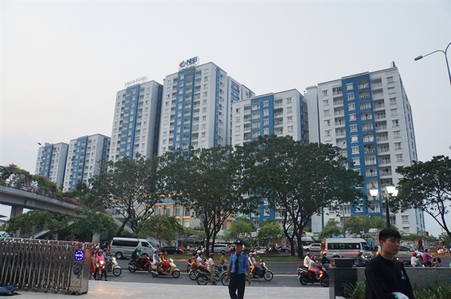 Khởi tố chủ đầu tư chung cư Carina sau vụ cháy 13 người thiệt mạng Khoi to chu dau tu chung cu Carina sau vu chay 13 nguoi thiet mang