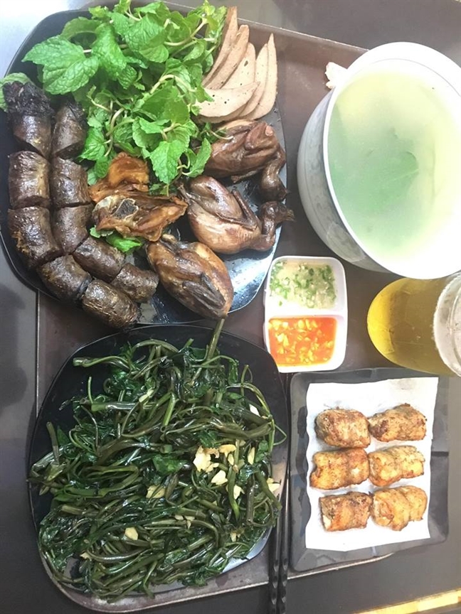 Yêu cô gái nấu ăn giỏi và 'hậu vận' sung sướng của anh chồng khiến dân mạng ghen tị Yeu co gai nau an gioi va 'hau van' sung suong cua anh chong khien dan mang ghen ti