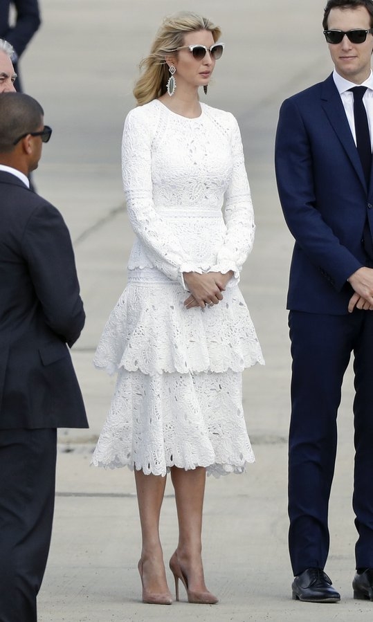 Ivanka Trump - ái nữ Tổng thống Mỹ chuộng phong cách nữ tính Ivanka Trump - ai nu Tong thong My chuong phong cach nu tinh
