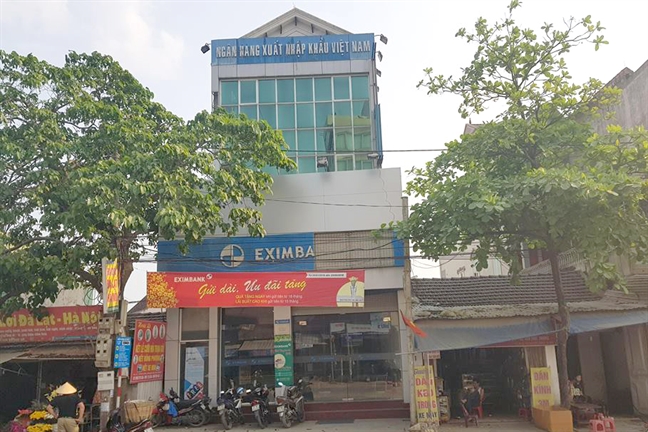 Thủ đoạn rút hơn 50 tỷ của ‘hot girl’ ngân hàng Eximbank Thu doan rut hon 50 ty cua ‘hot girl’ ngan hang Eximbank
