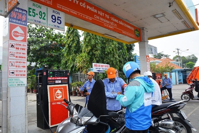 Đề xuất tăng chênh lệch giá, sớm ‘khai tử’ xăng Ron 95 để tăng thị phần E5 De xuat tang chenh lech gia, som ‘khai tu’ xang Ron 95 de tang thi phan E5