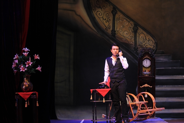 'Những người lạ' ở 'Con ma nhà họ Hứa' 'Nhung nguoi la' o 'Con ma nha ho Hua'