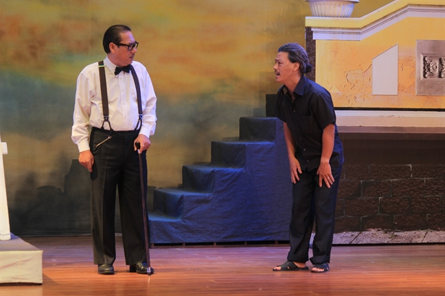 'Những người lạ' ở 'Con ma nhà họ Hứa' 'Nhung nguoi la' o 'Con ma nha ho Hua'