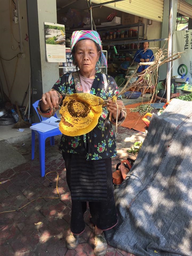 Chuyện vợ chồng ở thị xã bé nhất nước qua lời kể của người vợ bỏ chốn phồn hoa đô thị lên núi... làm dâu Chuyen vo chong o thi xa be nhat nuoc qua loi ke cua nguoi vo bo chon phon hoa do thi len nui... lam dau