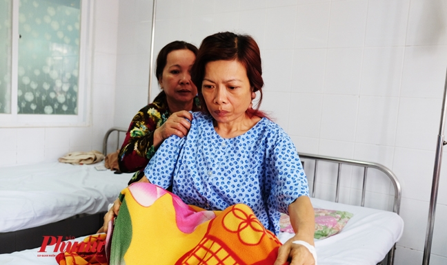 Phụ nữ Việt Nam liên tiếp lập kỷ lục… vì mang những khối u quá to Phu nu Viet Nam lien tiep lap ky luc… vi mang nhung khoi u qua to