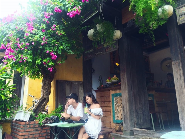 Chuyện tình yêu xa 3.400 cây số long lanh, ngọt ngào như phim Hàn làm bao người ngưỡng mộ Chuyen tinh yeu xa 3.400 cay so long lanh, ngot ngao nhu phim Han lam bao nguoi nguong mo