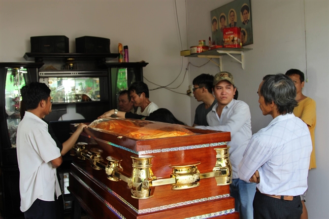 ‘Con tôi hứa ngưng bắt cướp nhưng không ngồi yên khi thấy kẻ gian’ ‘Con toi hua ngung bat cuop nhung khong ngoi yen khi thay ke gian’