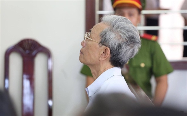 Kháng nghị hủy án đối với Nguyễn Khắc Thủy, tạm đình chỉ chủ tọa tòa phúc thẩm Khang nghi huy an doi voi Nguyen Khac Thuy, tam dinh chi chu toa toa phuc tham