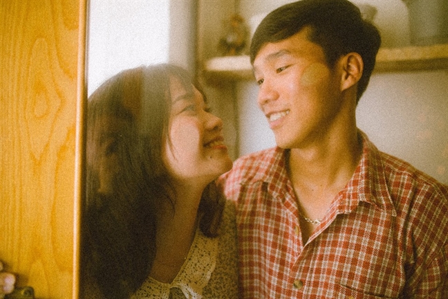 'Chị ơi, em thích chị!' 'Chi oi, em thich chi!'