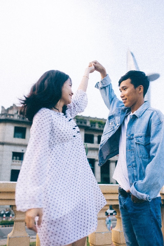 'Chị ơi, em thích chị!' 'Chi oi, em thich chi!'