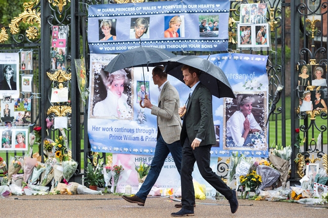 Meghan Markle gây ảnh hưởng thế nào tới Hoàng gia Anh? Meghan Markle gay anh huong the nao toi Hoang gia Anh?