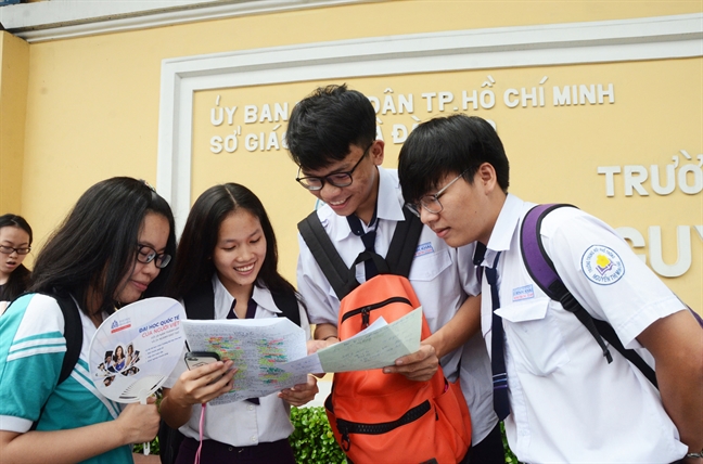 Hãy để cơ chế thị trường điều tiết tuyển sinh đại học Hay de co che thi truong dieu tiet tuyen sinh dai hoc