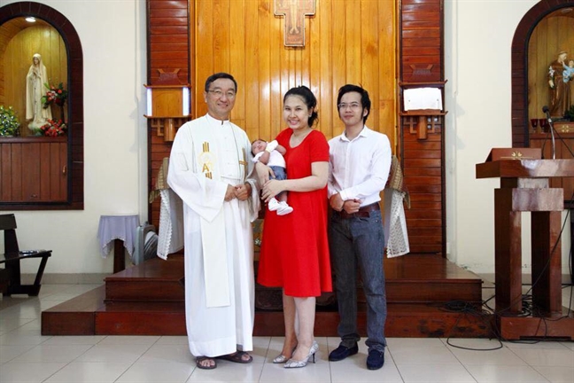 Giảm thành công 16kg trong 3 tháng sau sinh, mẹ bỉm sữa lột xác xinh đẹp Giam thanh cong 16kg trong 3 thang sau sinh, me bim sua lot xac xinh dep