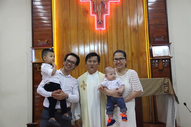 Giảm thành công 16kg trong 3 tháng sau sinh, mẹ bỉm sữa lột xác xinh đẹp Giam thanh cong 16kg trong 3 thang sau sinh, me bim sua lot xac xinh dep