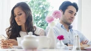 Em có thể đến chơi hoặc đánh ghen tùy thích Em co the den choi hoac danh ghen tuy thich