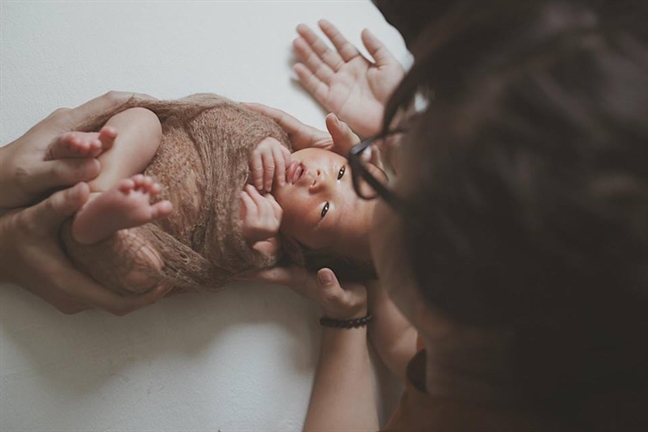 Khoảnh khắc đáng yêu của những thiên thần nhỏ chỉ mới vài ngày tuổi Khoanh khac dang yeu cua nhung thien than nho chi moi vai ngay tuoi