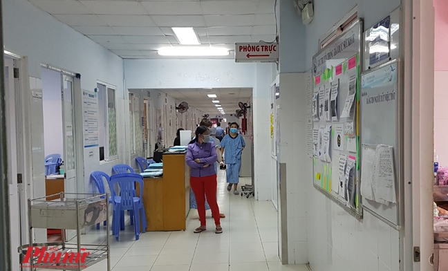 Cúm A/H1N1 khiến 80 người bị mắc kẹt ở Bệnh viện Từ Dũ Cum A/H1N1 khien 80 nguoi bi mac ket o Benh vien Tu Du