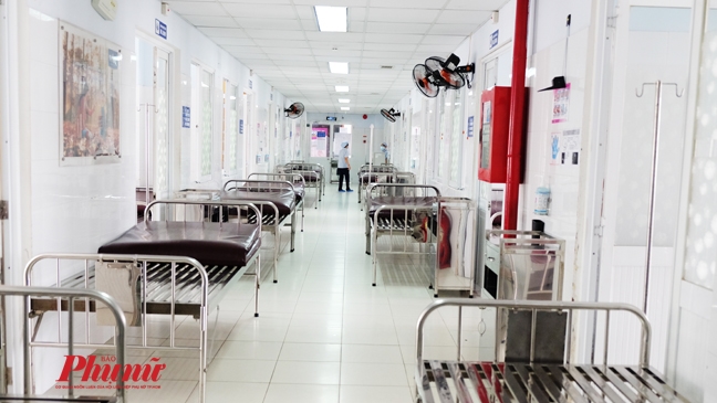 Bệnh viện Từ Dũ 'trống vắng' sau chùm ca bệnh cúm được phát hiện Benh vien Tu Du 'trong vang' sau chum ca benh cum duoc phat hien