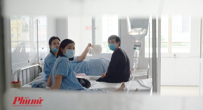 Bệnh viện Từ Dũ 'trống vắng' sau chùm ca bệnh cúm được phát hiện Benh vien Tu Du 'trong vang' sau chum ca benh cum duoc phat hien
