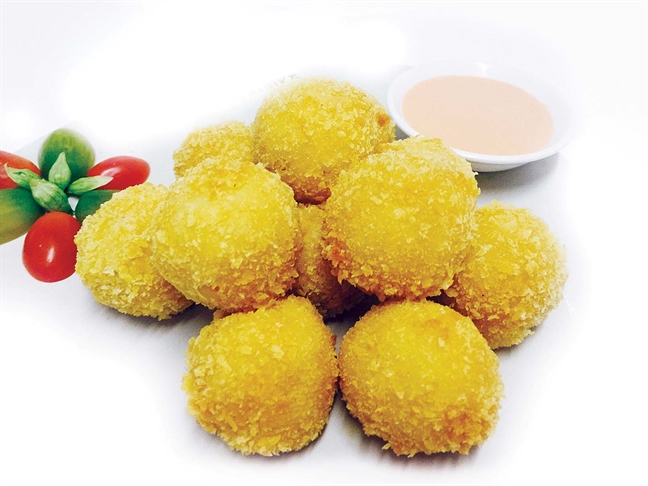 Ngày mưa đổi món với gà nấu rượu vang, croquette hải sản Ngay mua doi mon voi ga nau ruou vang, croquette hai san