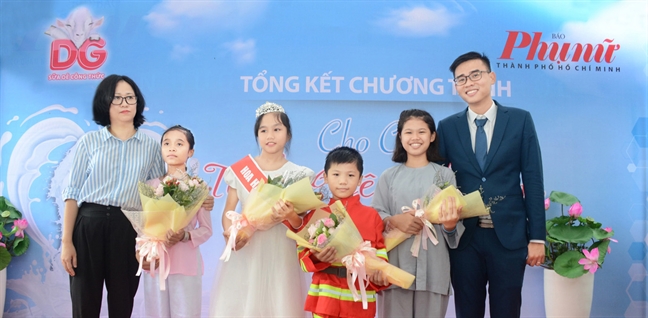 Nhóm lên ngọn lửa ấm Nhom len ngon lua am