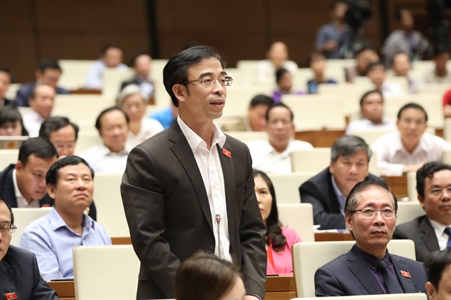 Xâm hại tình dục trẻ em: Đừng để trẻ nói không ai nghe, tự tử rồi mới vào cuộc Xam hai tinh duc tre em: Dung de tre noi khong ai nghe, tu tu roi moi vao cuoc
