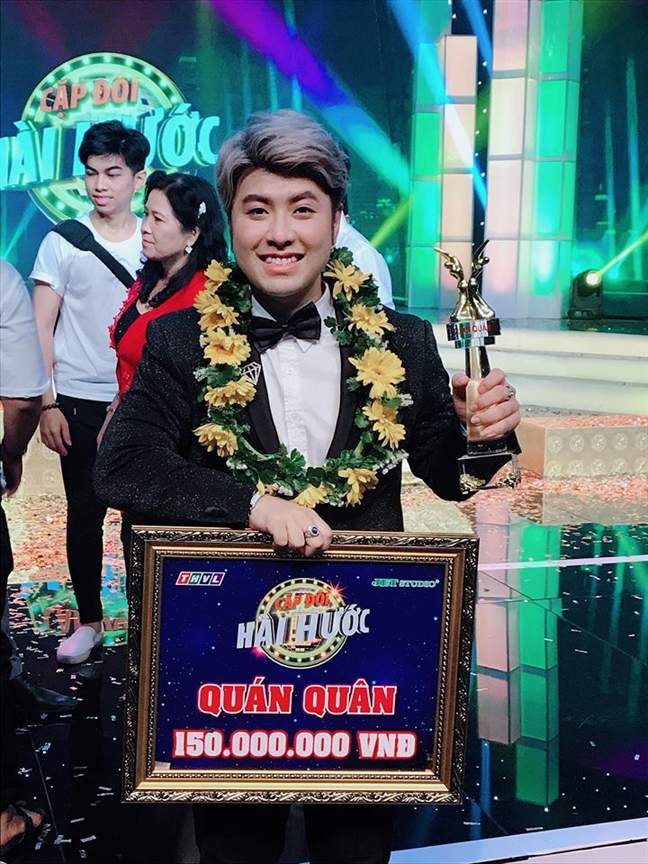 Akira Phan 'thương không nói yêu không dám'... Akira Phan 'thuong khong noi yeu khong dam'...