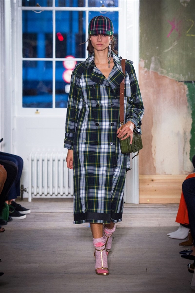 Họa tiết checkered - tuyên ngôn thời trang của quý cô hiện đại Hoa tiet checkered - tuyen ngon thoi trang cua quy co hien dai
