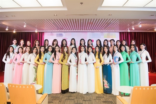 BTC Hoa hậu Việt Nam 2018: ‘Dùng áo dài để thay thế bikini là bất hợp lý’ BTC Hoa hau Viet Nam 2018: ‘Dung ao dai de thay the bikini la bat hop ly’